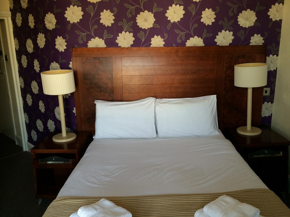 ทาวน์เฮาส์รูมส์ Hotel เฮสติงส์ ห้อง รูปภาพ